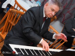 Musikalischer Nachmittag mit dem Verein Kinderlichtblick Mit Musik zur Menschlichkeit